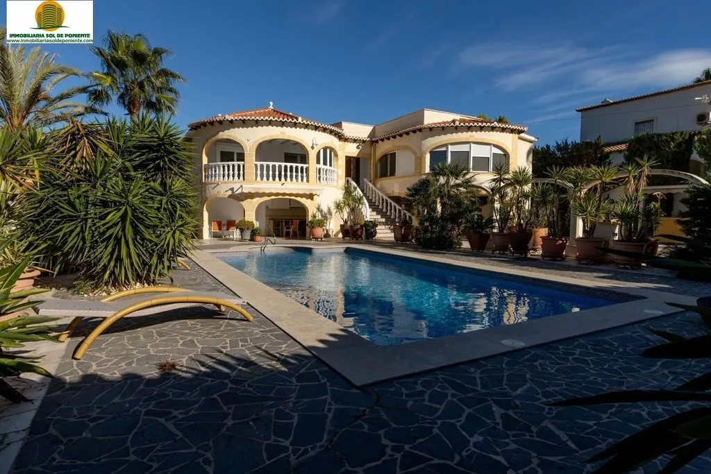 Piscine - Luxury Villa with Sea View in Denia