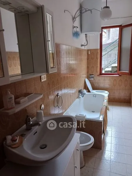 Salles de bain - Rented Duplex with Private Garden in Pistoia