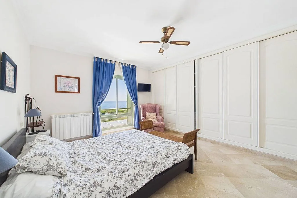 Chambres - Apartment with Pool and Terrace in La Alcaidesa