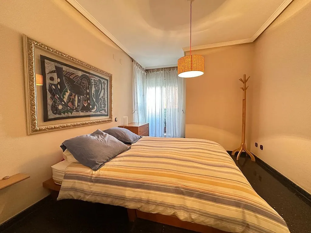 Chambres - Furnished Flat with Balcony in Mestalla
