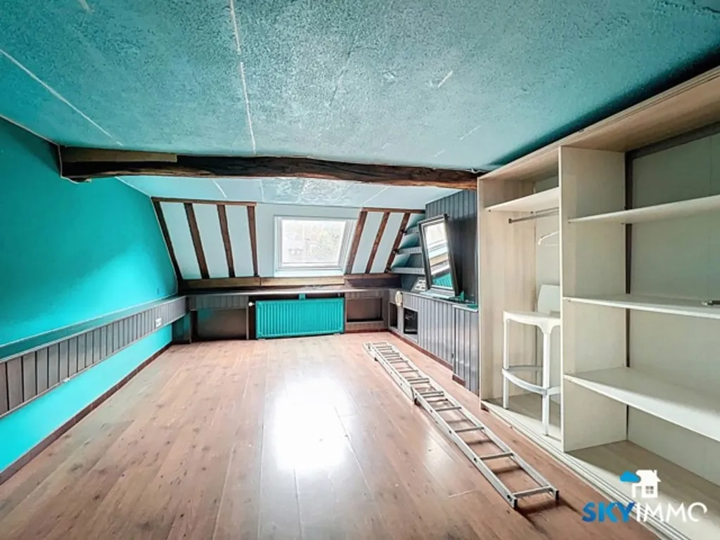 Stanze - Mixed-use Building with Apartment in Huy