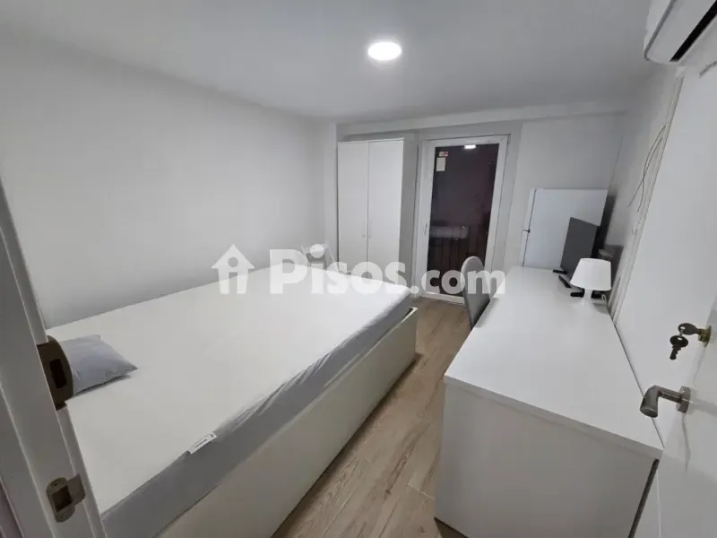 Chambres - Student-Friendly Flat with Balcony in Lleida