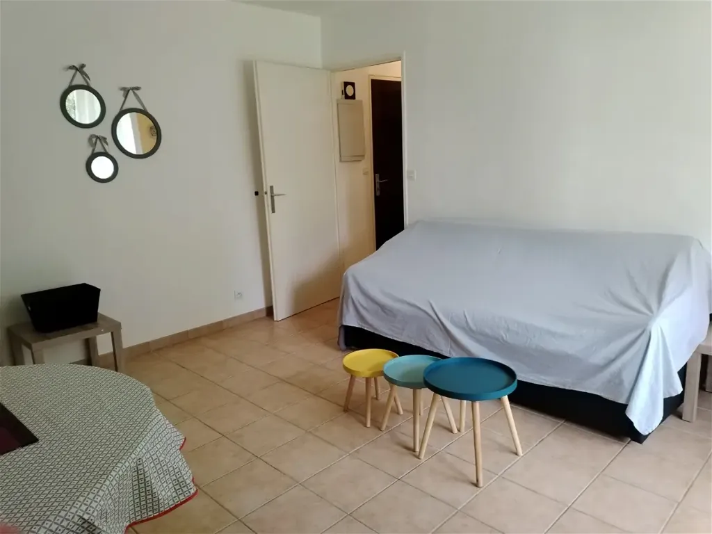 Elutuba - Studio with Parking in Dieppe