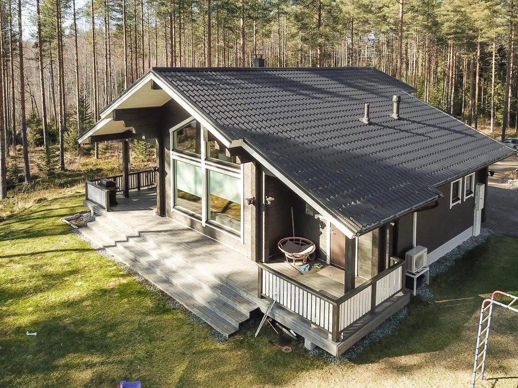Vue aérienne - 2012 Pine House with Lakefront in Finland