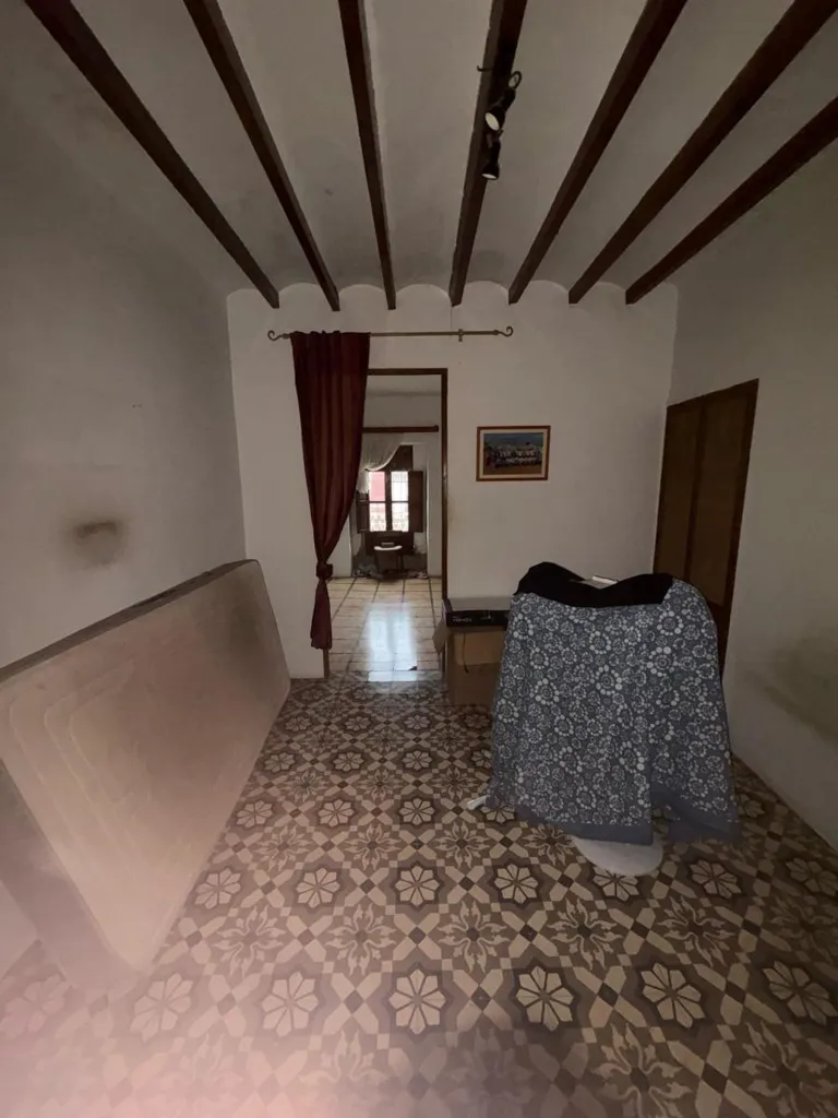 Magamistoad - Traditional Townhouse with Patio in Orba