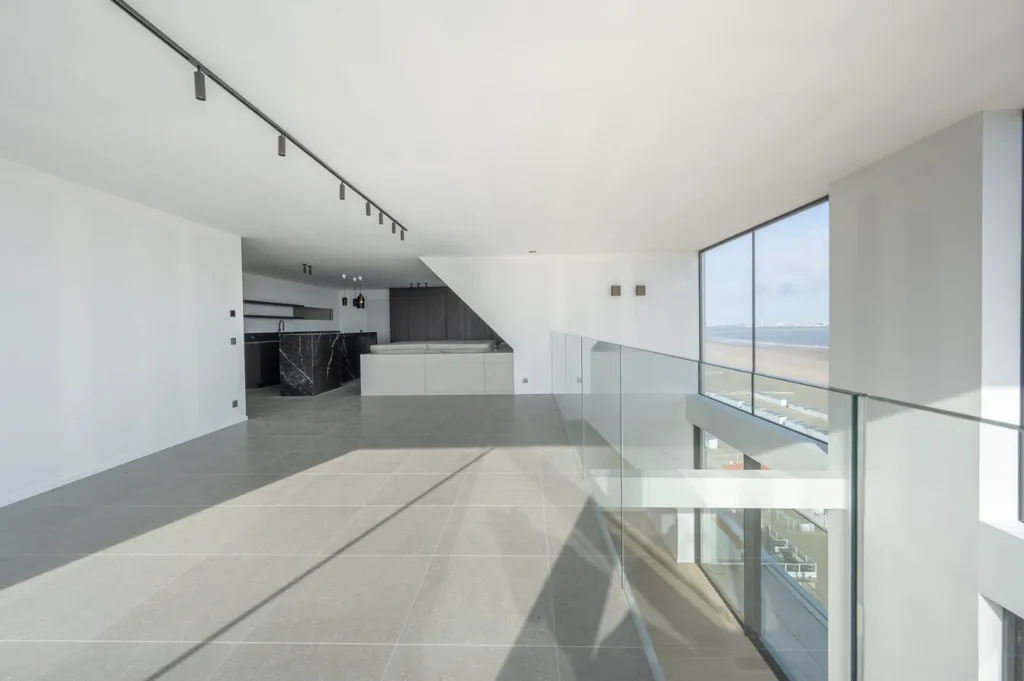 Elutuba - Corner Duplex with Sea Views in Luxurious Setting