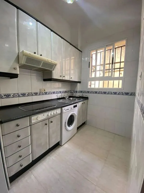 Köök - Bright Ground Floor Flat in Tres Olivos