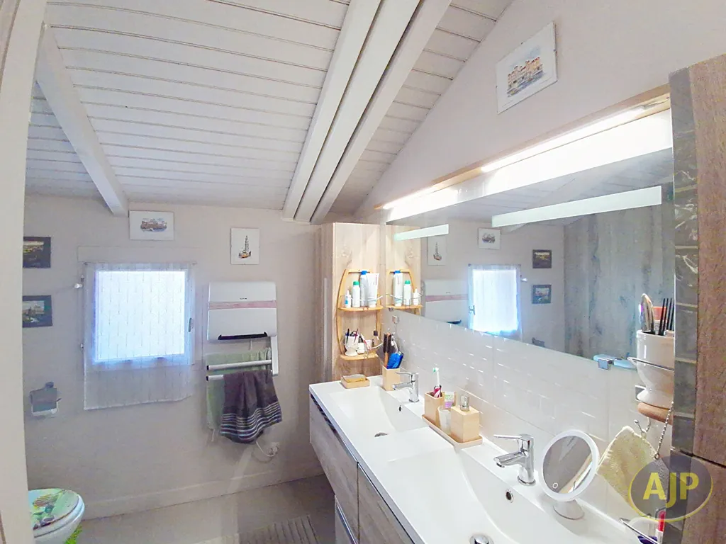 Bagni - Atypical House with Pool in St André D'Ornay
