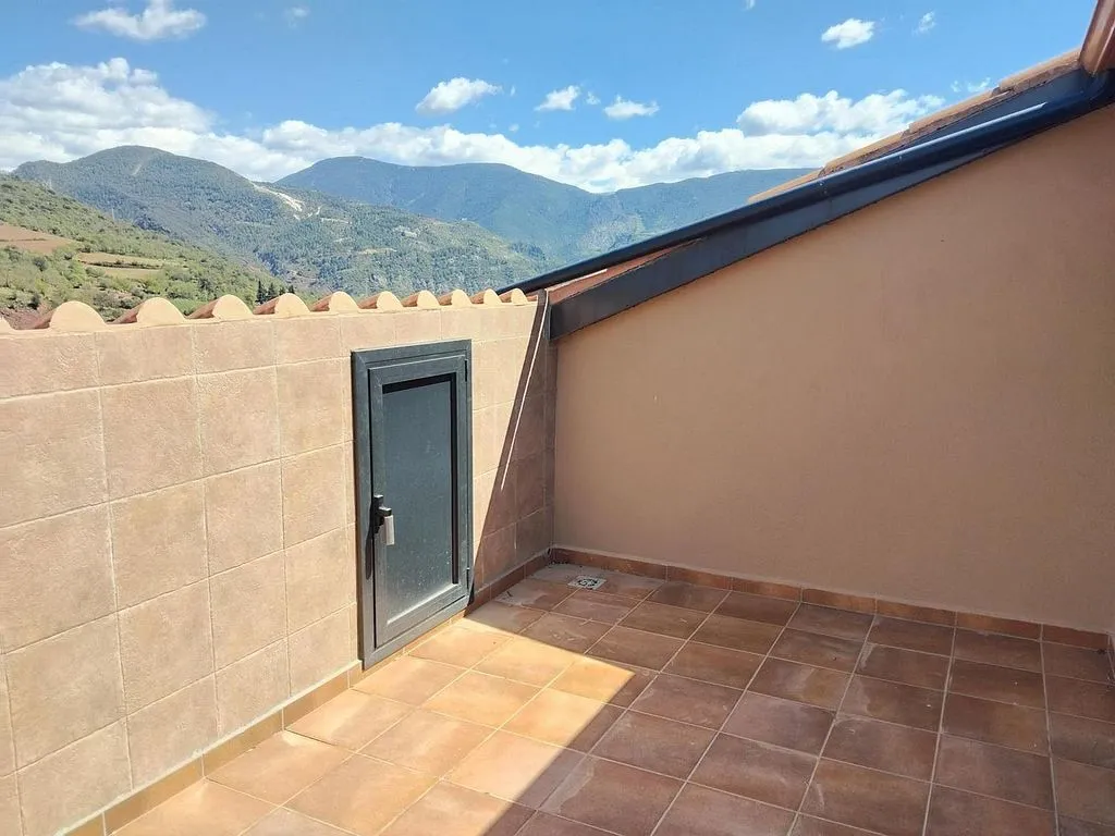 Terrace - Duplex Flat with Terrace in Noves de Segre