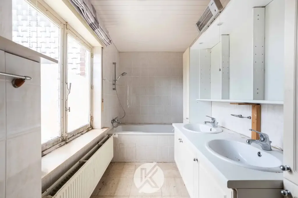 Bagni - Project Ground with Renovation Potential in Mere