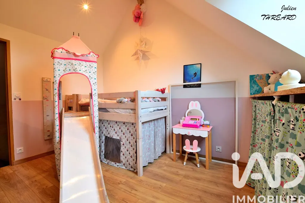 Bedrooms - Charming Longère with Equestrian Facilities in Manthelan