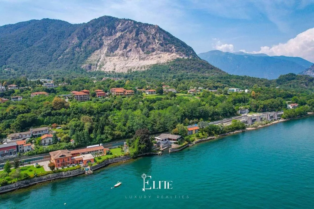 Waterfront Villa with Private Dock in Baveno