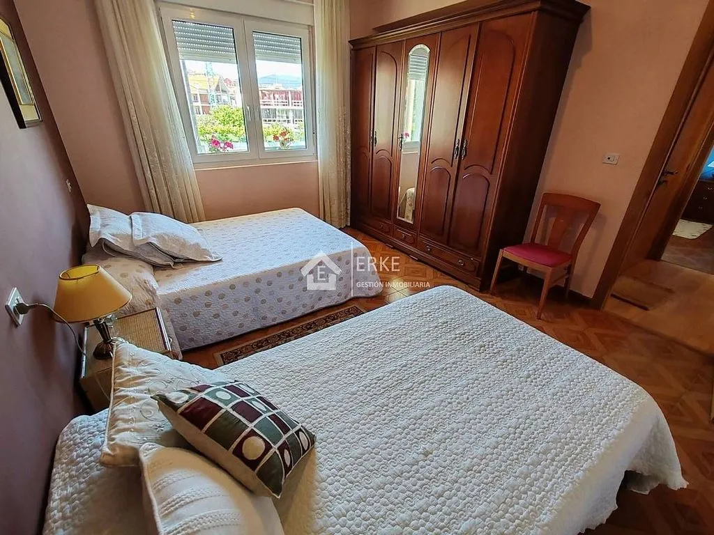 Dormitorios - Apartment with Sea and Mountain Views in Carnota