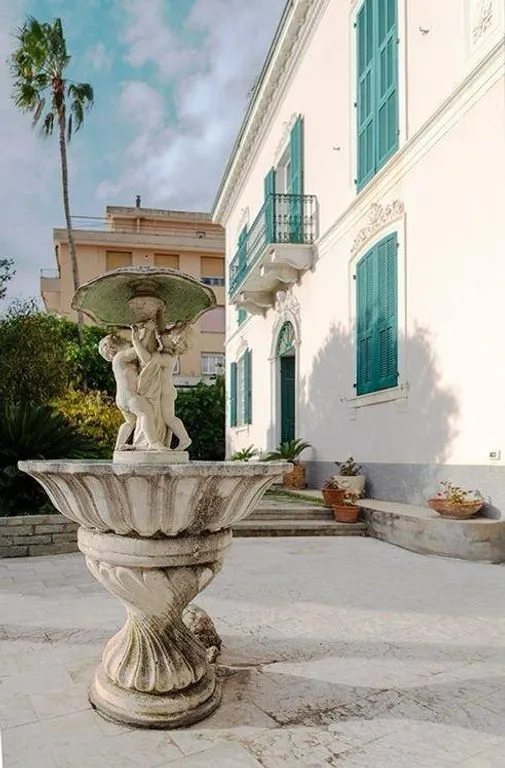 Jardin - 19th-Century Villa with Sea View in Imperia
