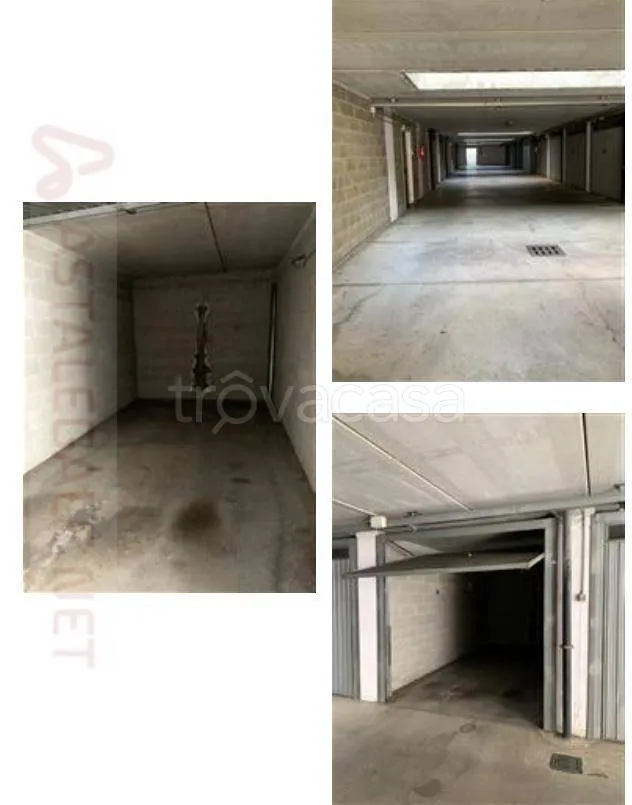 Garaaž - Sixth-Floor Apartment with Balcony in Grugliasco