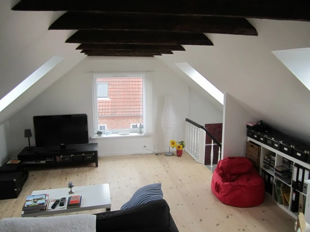 Pièces - Renovated Apartment with Panoramic View in Kolding