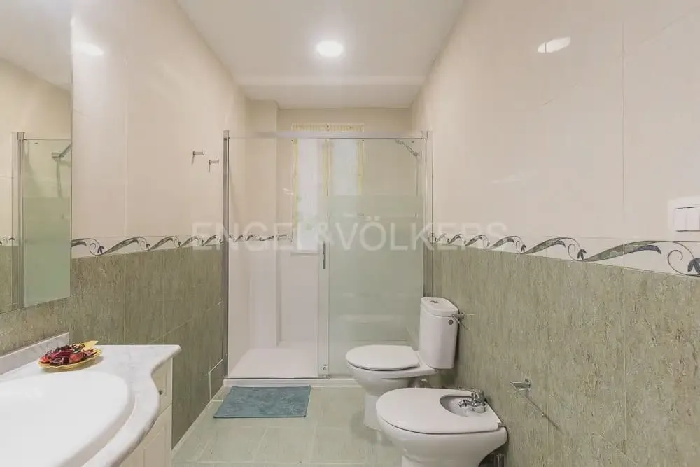 Bagni - Spacious Flat with High Ceilings in El Botànic