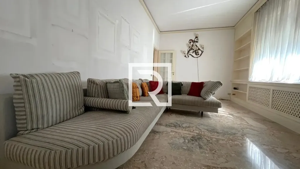 Soggiorno - Semi-detached House with Private Garden in Ravenna