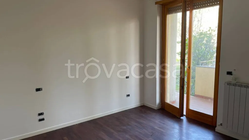 Pièces - Ground Floor Apartment with Private Garden in Perugia