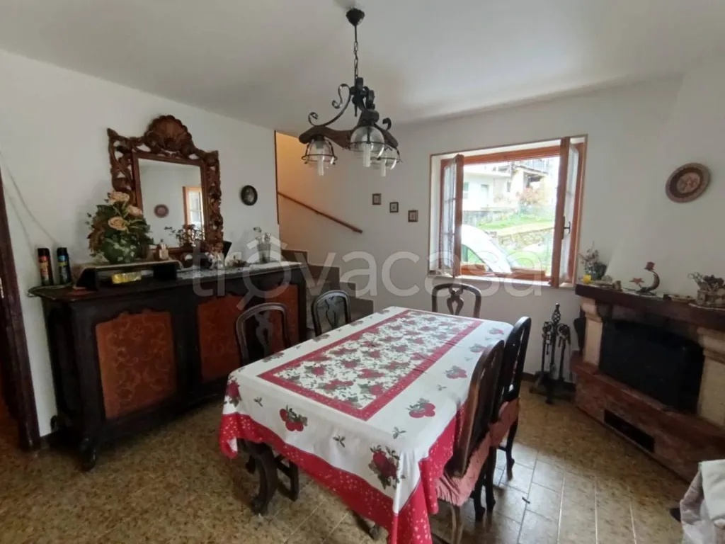 Dining Room - Semi-detached House with Garden in Giaveno