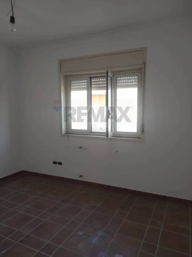Pièces - Prestigious Apartment with Double Exposure in Favara