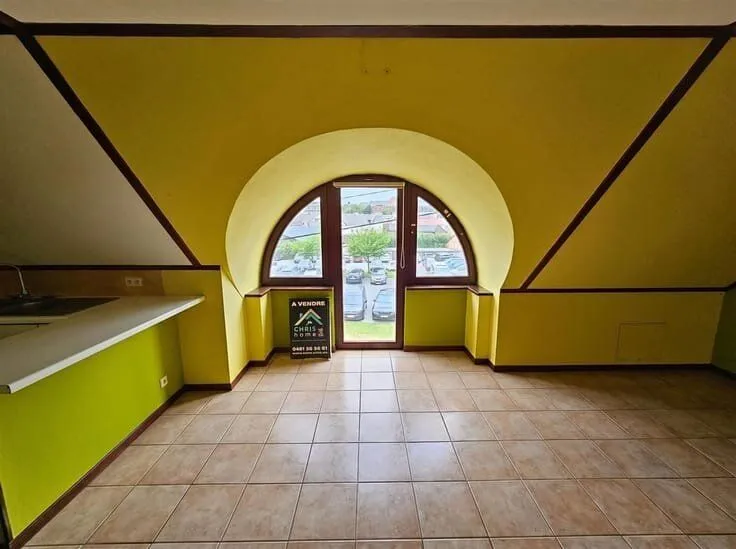 Toad - Flat with Attic Storage in Namur Centre