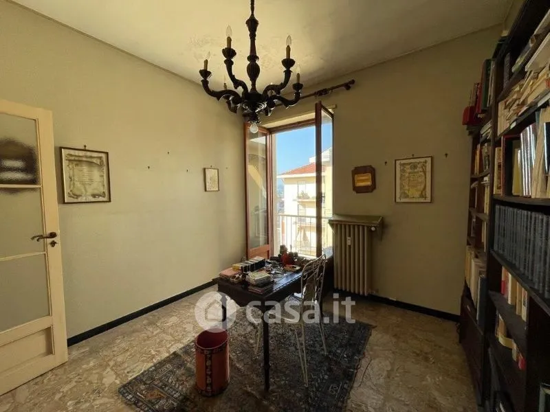 Office - Apartment with Panoramic View in Nizza Monferrato