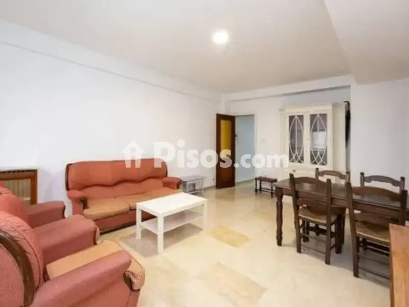 Soggiorno - Student Flat with Balcony in Pedro Antonio de Alarcón
