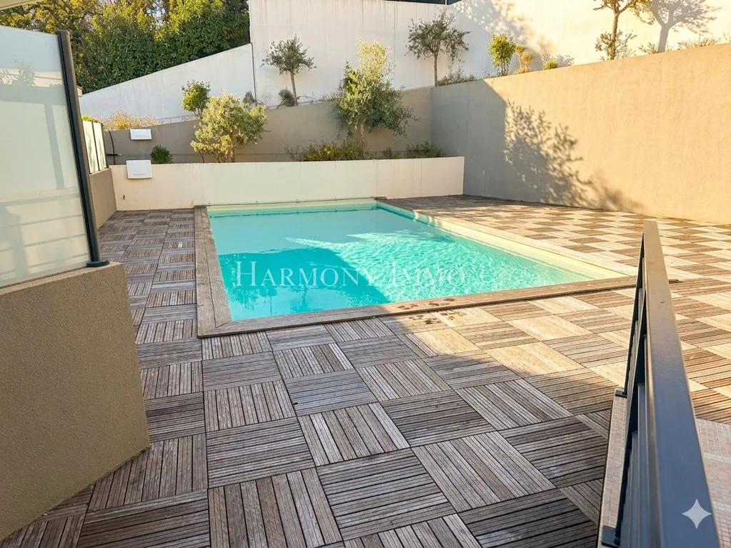 Pool - Top Floor Apartment with Pool on Cyrnos Avenue