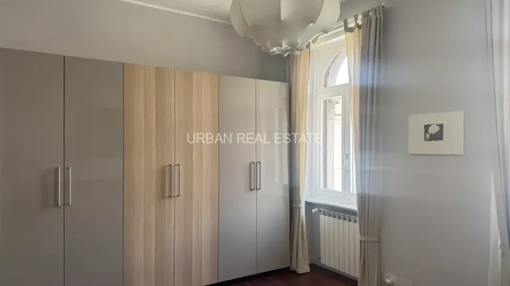 Chambres - Rented Apartment with Veranda in Trieste