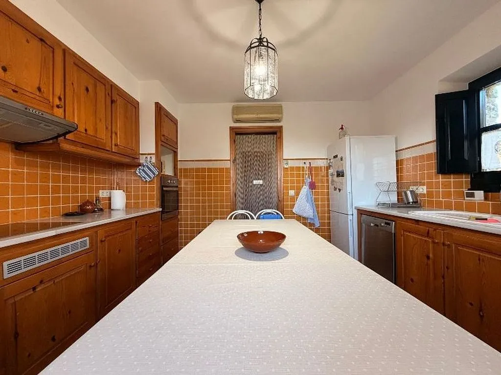 Köök - Luxury Stone House with Pool in Garrigoles