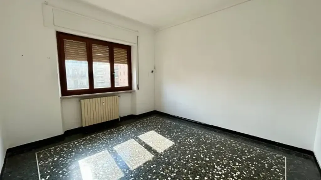 Pièces - Spacious Apartment with Balcony in Acqui Terme