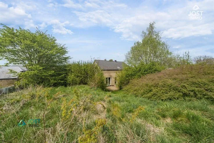 House with Development Potential in Wolkrange