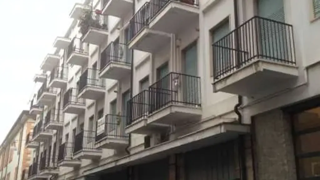 Central Apartment with Balconies in Cosenza