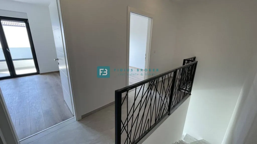 Ingresso - Two-Bedroom Apartment with Garden in Vodice