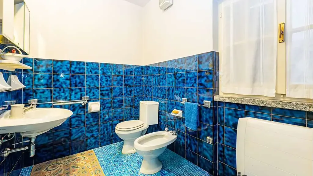 Salles de bain - Luxury Villa with Panoramic View in Ello