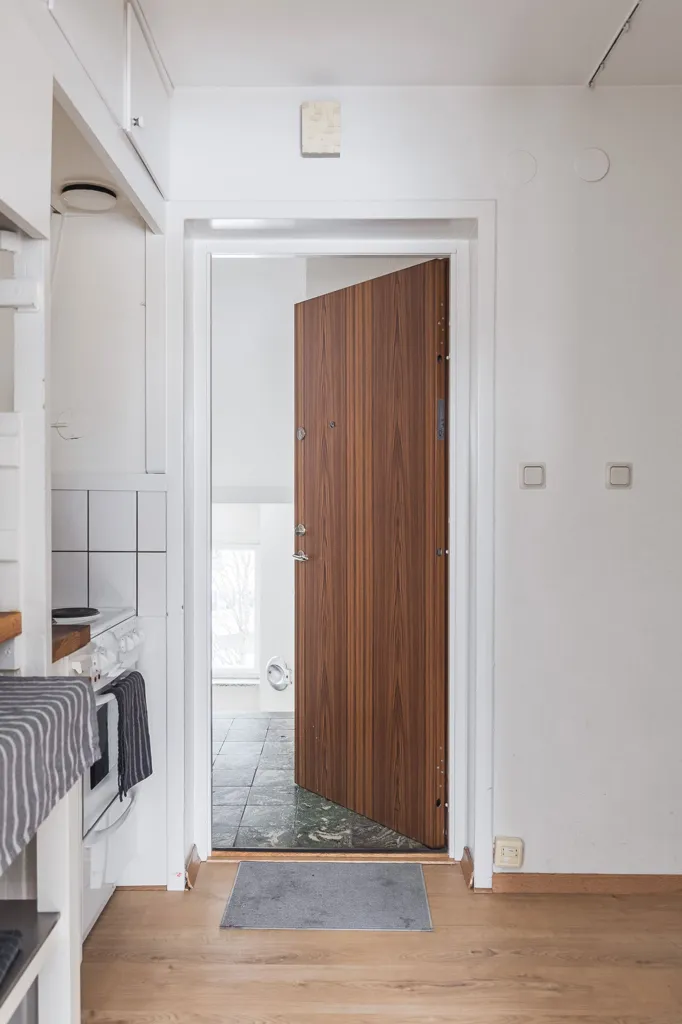 Esik - Efficient Apartment with Inner Garden in Uppsala