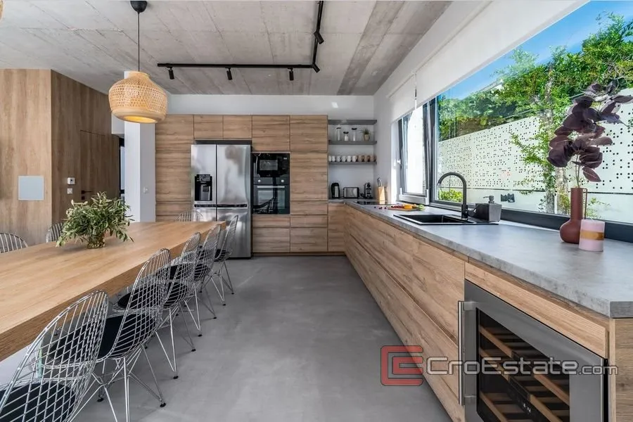 Cuisine - Modern Villa with Pool in Northern Brač