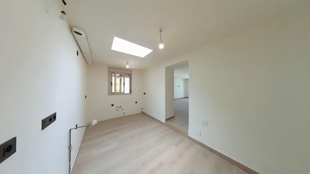Pièces - Chalet with Panoramic Views in Málaga
