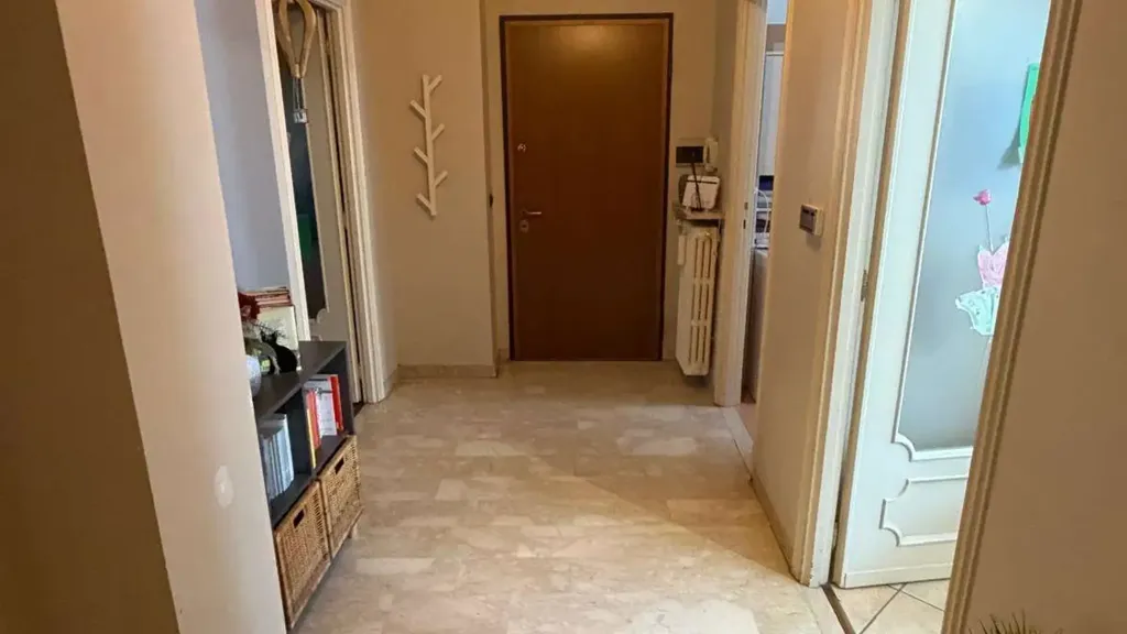 Entrée - Armed Apartment with Mountain View in Cavour