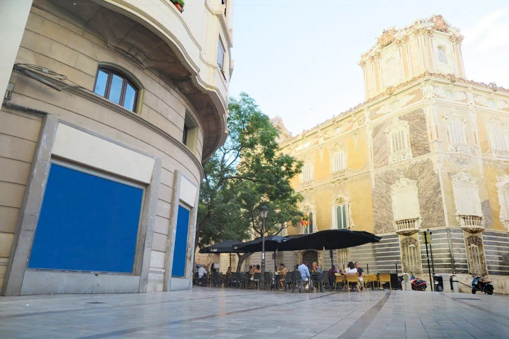 Commercial Space with Prime Location in Valencia