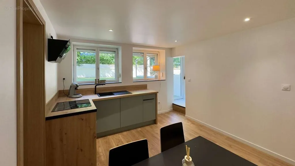 Cuisine - Appartement Duplex avec Espace Extérieur à Maxéville