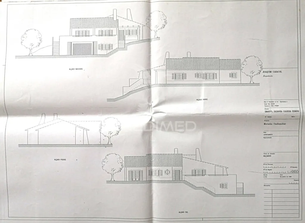 Rustic Land with Approved Project in Mafra