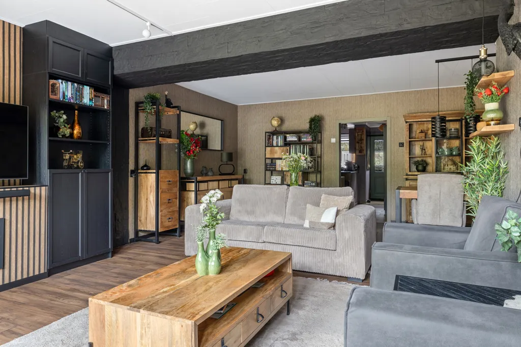 Elutuba - Modernised Semi-detached House with Garden in Emmen