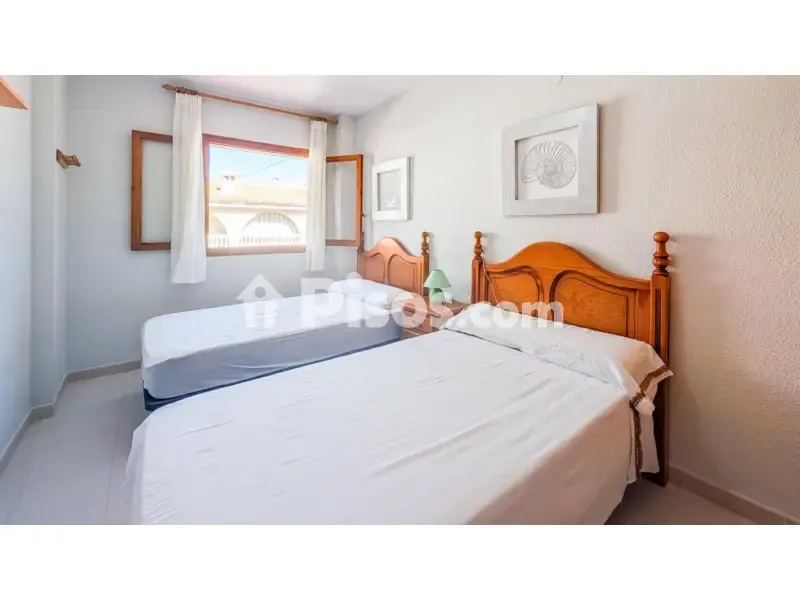 Magamistoad - T2 Apartment with Sea View in Tamarit