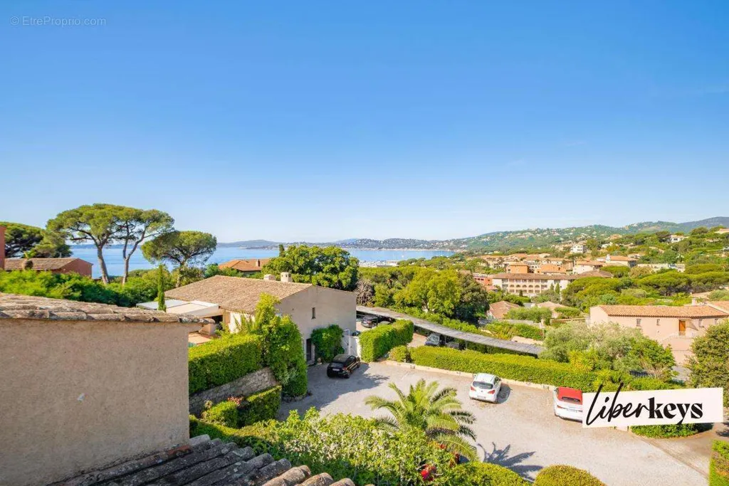 Aed - Duplex Apartment with Balcony in Issambres