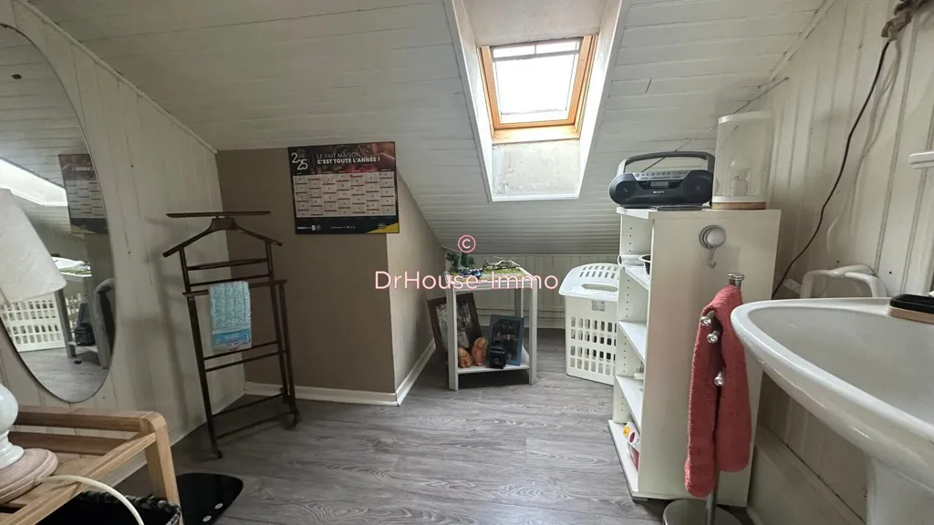 Vannitoad - House with Garden in Limay