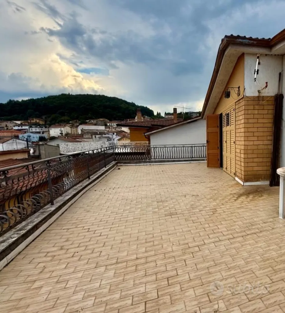 Terrass - Two-Bedroom Flat with Panoramic Terrace