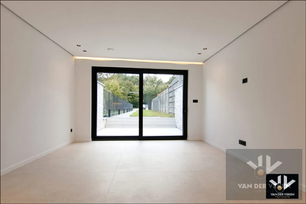 Entrée - Résidence Rénovée avec Terrasse à Hasselt