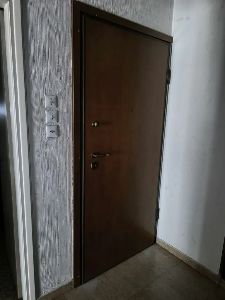 Esik - Front-Facing Apartment near National Museum, Athens